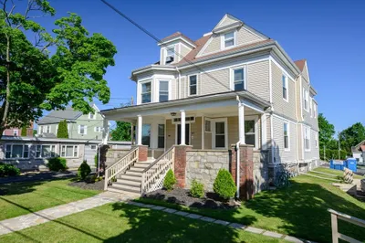 67 Pleasant St