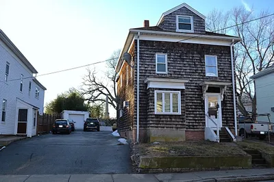 98 Maplewood Ave