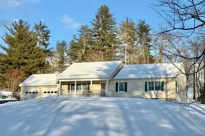 24 Avery Brook Rd 1