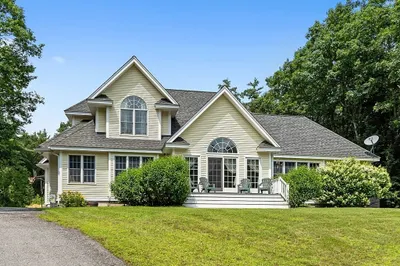 164 Russell Farm Rd 1