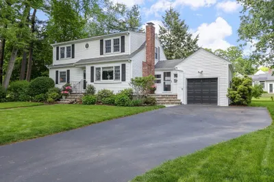 8 Frances Ave 1