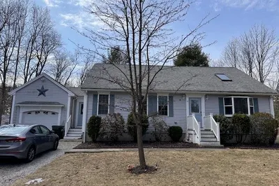 13 Stuart St