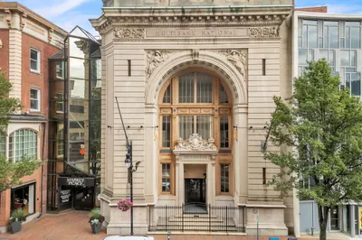 1351 Main St 1