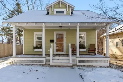8 Perkins St 1