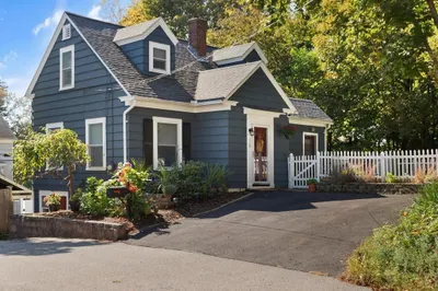15 Mcintyre Ct 1
