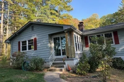 9 Pierce Road #1 1