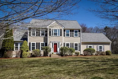 16 Russet Hill Rd 1