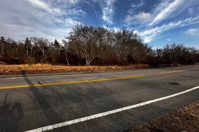 00 Tucker Rd