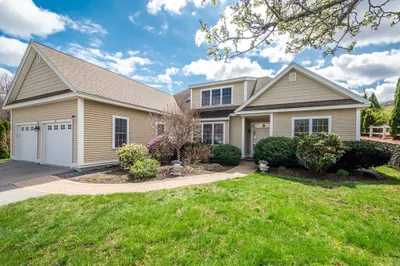 102 Candlewood Ln #102 1