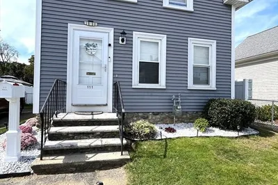 111 Howe St