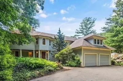 33 Forster Rd 1