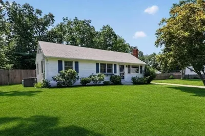 27 John Adams Drive