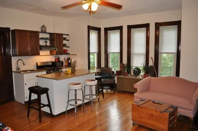 111-113 Pleasant Street #1A 1