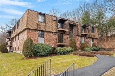 645 W Lowell Ave #15