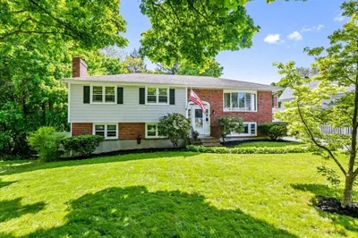168 Curve Street