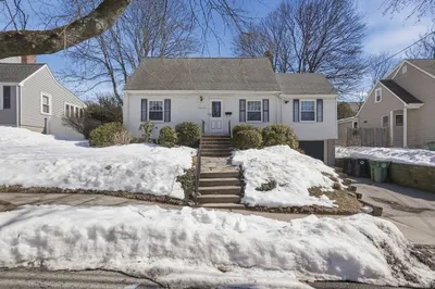 67 Longfellow Rd 1