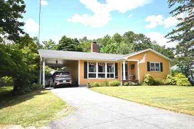 127 Gibbs Ave