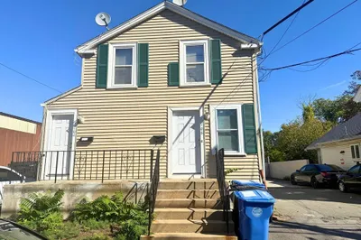 106 Calvary St #106 1