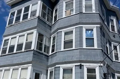 79-81 Hawley St 1