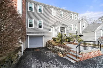 84 Walpole St #3L 1