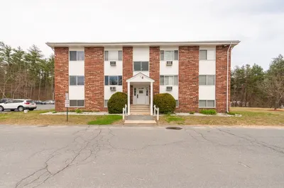 5 Turnpike Rd #213 1