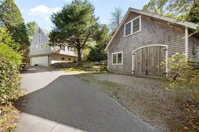 71 Oyster Pond Rd 1