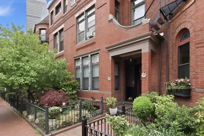 241 West Newton Street #3 1