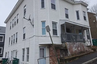 30 Chestnut St 1