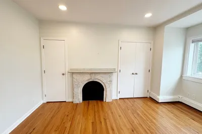 3 Prescott St #2