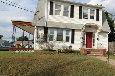 148 Flint St 1