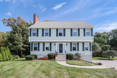 5 Chilmark Road