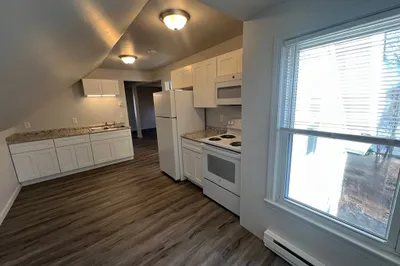 20 Elm St #4