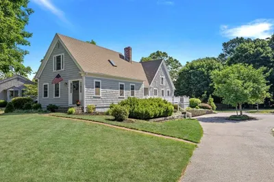 5 French St