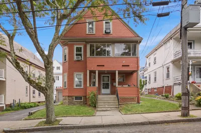 82 Electric Ave 1