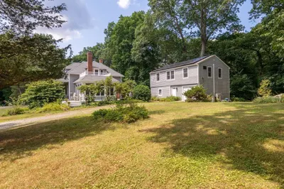 39 Spring St