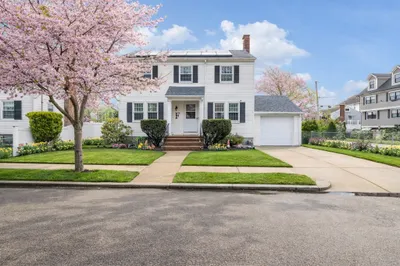 76 Clearwater Dr 1