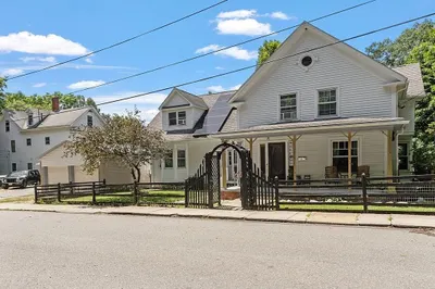 329 Beacon St 1