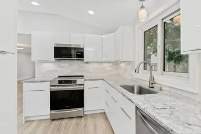 58 Sweet Avenue 1