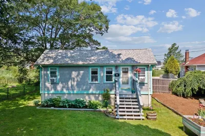 13 Elcott Road