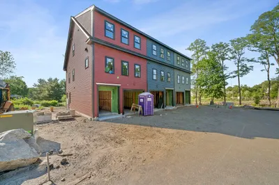 87 Neponset St #11 1
