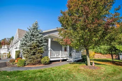 66 Stonebridge Drive #66 1