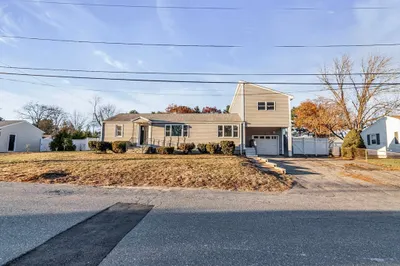 15 Pinewood Rd