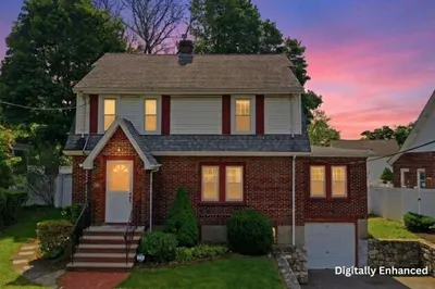 189 Playstead Road 1