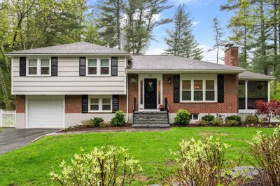 23 Hickory Road 1