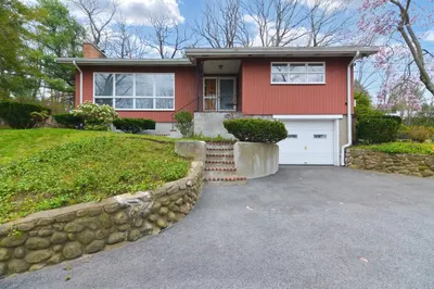119 Ridge St 1