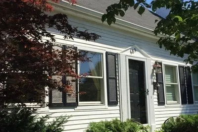 683 Hanover Street 1