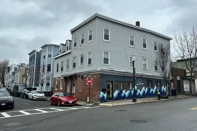 194-198 Bunker Hill St 1