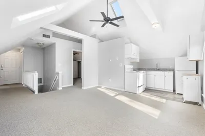 338 Summer St #10