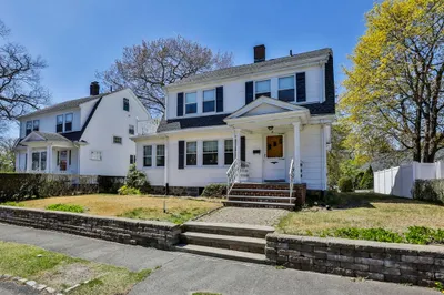 14 Crown St
