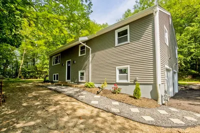 24 Old Jarvis Ave 1